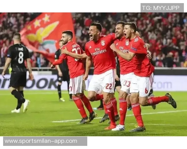 拜仁慕尼黑宣布斯坦尼西奇因右脚踝韧带受伤将暂时缺阵 拜仁慕尼黑宣布斯坦尼西奇因右脚踝韧带受伤将暂时缺阵